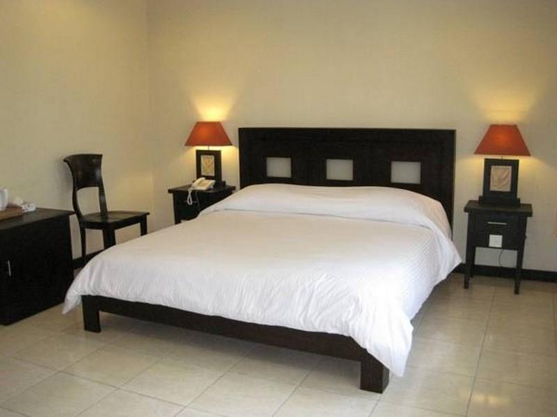 Hotel Intansari เดนปาซาร์ ภายนอก รูปภาพ