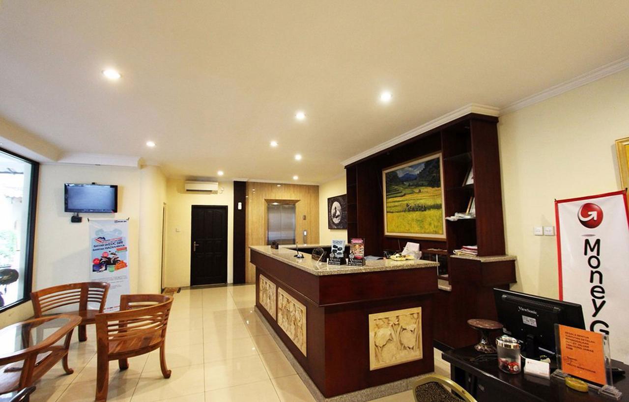 Hotel Intansari เดนปาซาร์ ภายนอก รูปภาพ