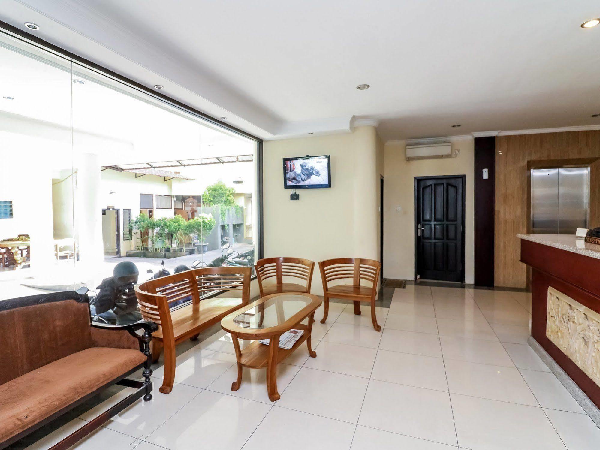 Hotel Intansari เดนปาซาร์ ภายนอก รูปภาพ