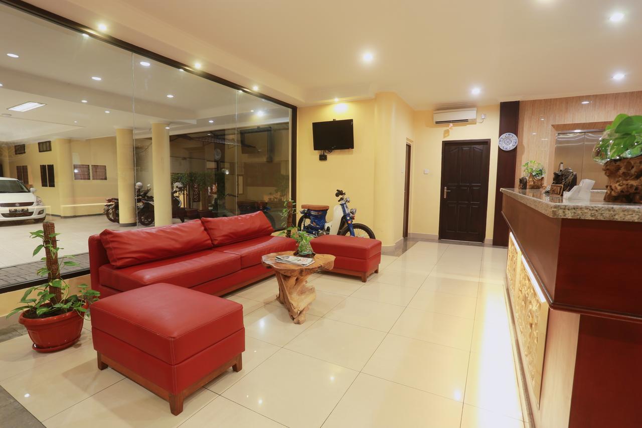 Hotel Intansari เดนปาซาร์ ภายนอก รูปภาพ